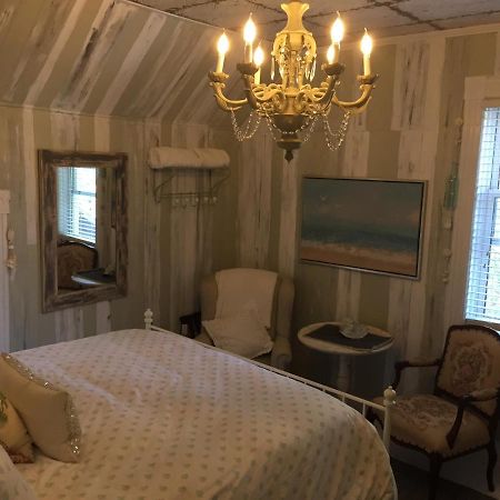 Kingsville House Bed And Breakfast Bagian luar foto